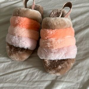 UGG Women's Multicolor Fluffy Slippers